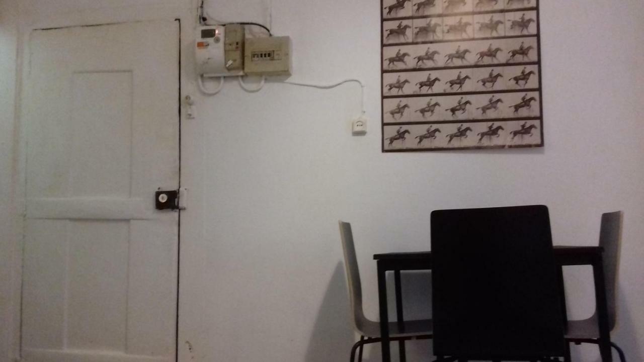 City Center | Chiado Typical Small Flat Lisbon Luaran gambar