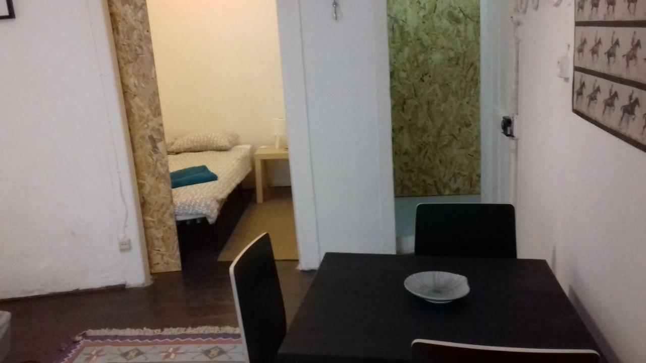City Center | Chiado Typical Small Flat Lisbon Luaran gambar